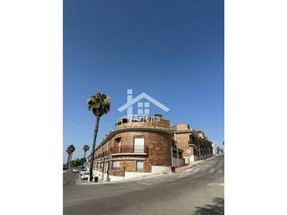 Casa en venta en Lucena