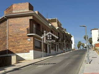 Casa en venta en Lucena