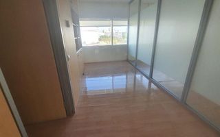 Oficina en venta en La Buhaira en Sevilla