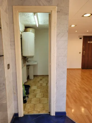 Local/oficina Planta Entresol Pg Industria