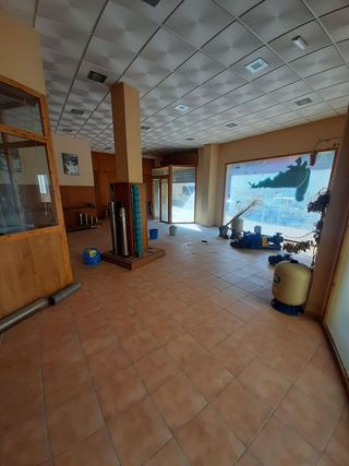 Local comercial en venta en Úbeda