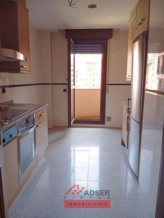 Piso en venta en Cascajos - Piqueras en Logroño