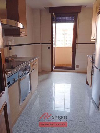 Piso en venta en Cascajos - Piqueras en Logroño