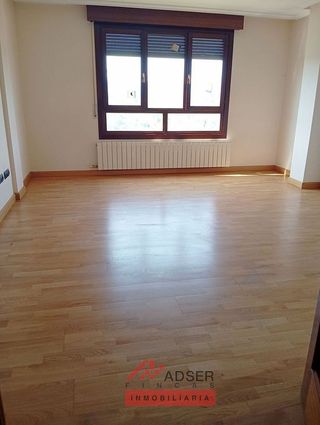Piso en venta en Cascajos - Piqueras en Logroño