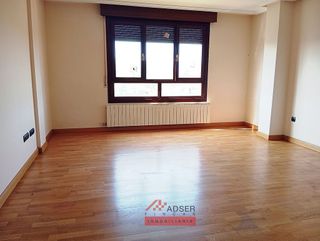 Piso en venta en Cascajos - Piqueras en Logroño