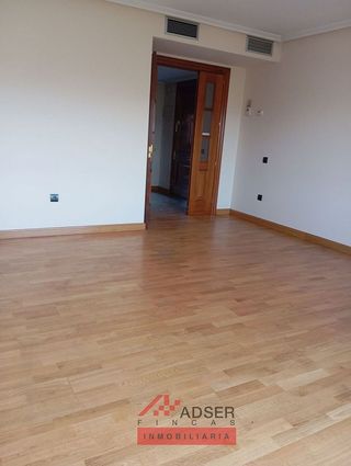 Piso en venta en Cascajos - Piqueras en Logroño