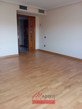 Piso en venta en Cascajos - Piqueras en Logroño