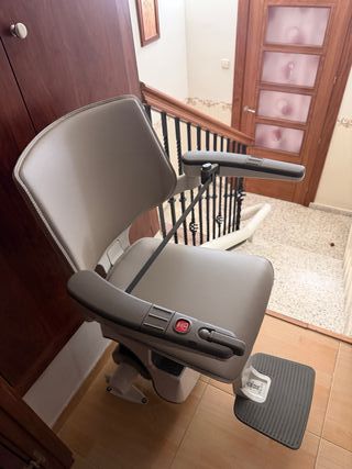 Silla salvaescaleras TKE S200