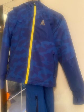 Conjunto de nieve talla 10-12 azul con camuflaje
