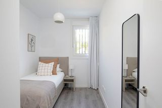 Piso en alquiler en Colores - Entreparques en Sevilla