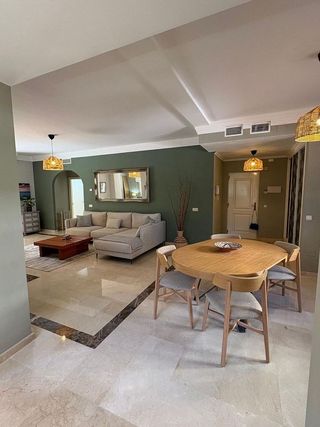 Piso en alquiler en Los Naranjos - Las Brisas en Marbella