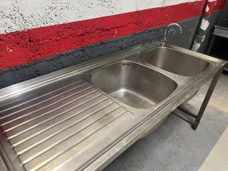 Fregadero doble inoxidable con grifo 175x70x85