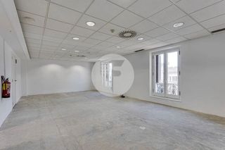 Oficina en alquiler en La Dreta de l'Eixample en Barcelona