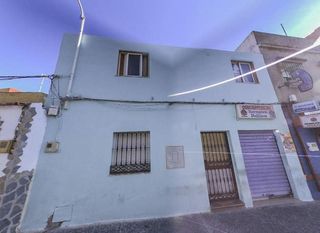 Casa adosada en venta en Bajadilla - Fuente Nueva en Algeciras