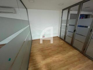 Local comercial en alquiler en Barri del Centre en Terrassa