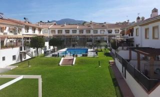 Casa adosada en alquiler en Cájar