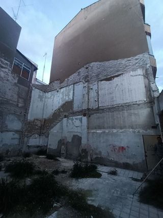 Terreno en venta en Delicias en Zaragoza