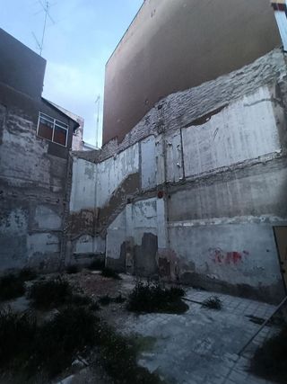 Terreno en venta en Delicias en Zaragoza