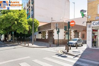 Edificio en venta en Barrio de Zaidín en Granada