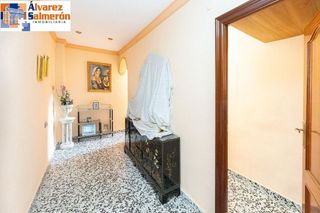 Edificio en venta en Barrio de Zaidín en Granada