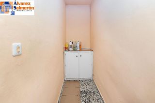 Edificio en venta en Barrio de Zaidín en Granada