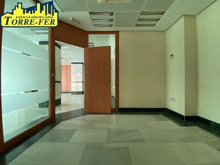 Local comercial en alquiler en Centro en Almería