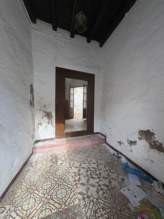 Casa adosada en venta en Carmona