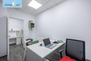 Local comercial en venta en Camino de Ronda - Rosaleda en Granada