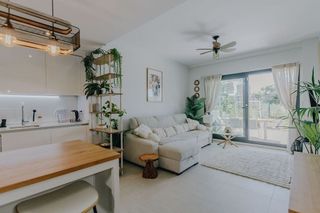 Piso en alquiler en El Padrón - El Velerín - Voladilla en Estepona