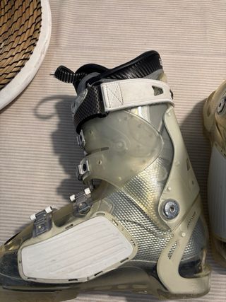 Botas ski talla 38,50 = Talla 24,5.