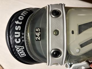 Botas ski talla 38,50 = Talla 24,5.