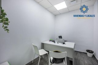 Local comercial en venta en Camino de Ronda - Rosaleda en Granada