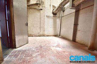 Local comercial en venta en Centre - Cordelles en Cerdanyola del Vallès