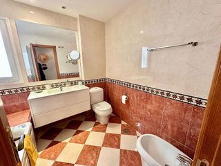 Piso en alquiler en Los Naranjos - Las Brisas en Marbella