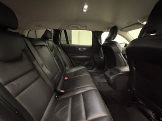 Volvo V60 B4 D PLUS DARK AUTO