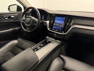 Volvo V60 B4 D PLUS DARK AUTO