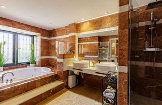 Casa adosada en alquiler en Nagüeles Alto en Marbella