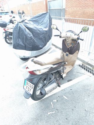 Honda SH 125i Scooter Automática