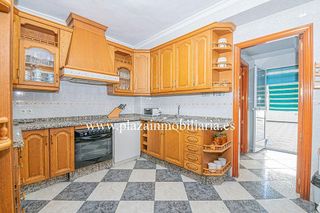 Chalet en venta en Lucena