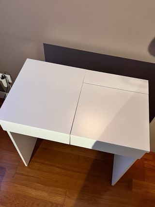 Escritorio tocador IKEA BRIMNES con espejo