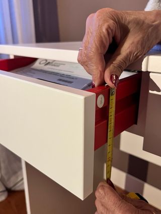 Escritorio tocador IKEA BRIMNES con espejo