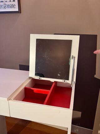 Escritorio tocador IKEA BRIMNES con espejo