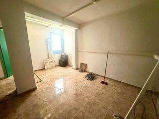 Oficina en venta en Mercado en Alicante