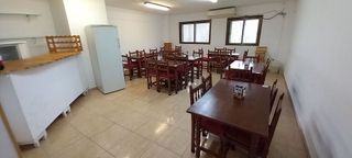 Local comercial en alquiler en Sant Josep en Hospitalet de Llobregat, L´