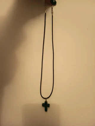 Collar Cruz Piedra Malakita Nuevo