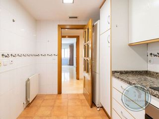 Piso en venta en Ensanche - Diputación en Alicante