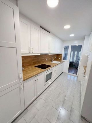 Piso en alquiler en Los Naranjos - Las Brisas en Marbella