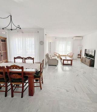 Piso en alquiler en Los Naranjos - Las Brisas en Marbella