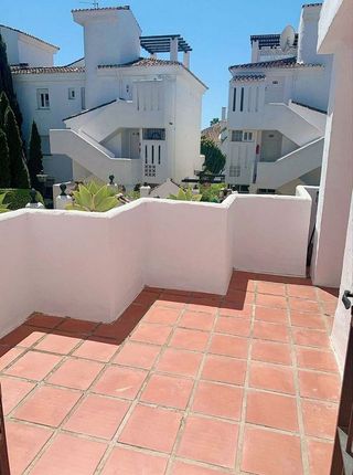 Piso en alquiler en Los Naranjos - Las Brisas en Marbella