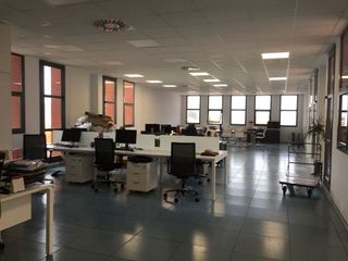 Oficina en alquiler en Palacio de Congresos - Urbadiez - Entrepuentes en Sevilla